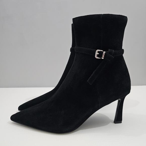 NEW Steve Madden Layan Ankle Bootie Womens 9 Black Suede Pointed Toe Heel - Picture 1 of 14